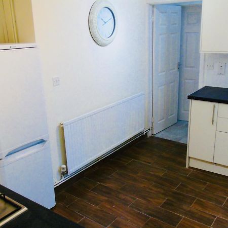 Willows - Cardiff Guest House ภายนอก รูปภาพ