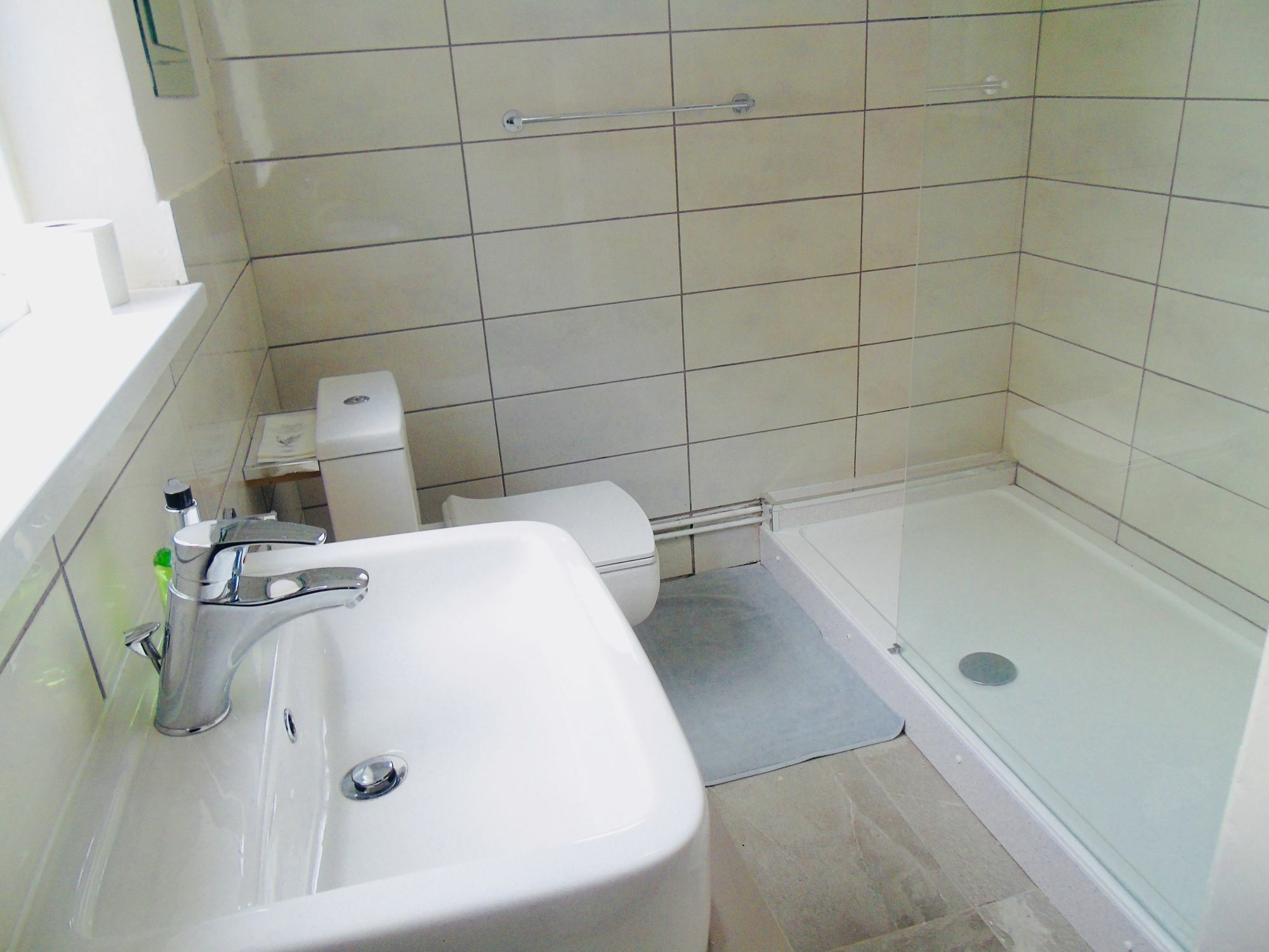 Willows - Cardiff Guest House ภายนอก รูปภาพ
