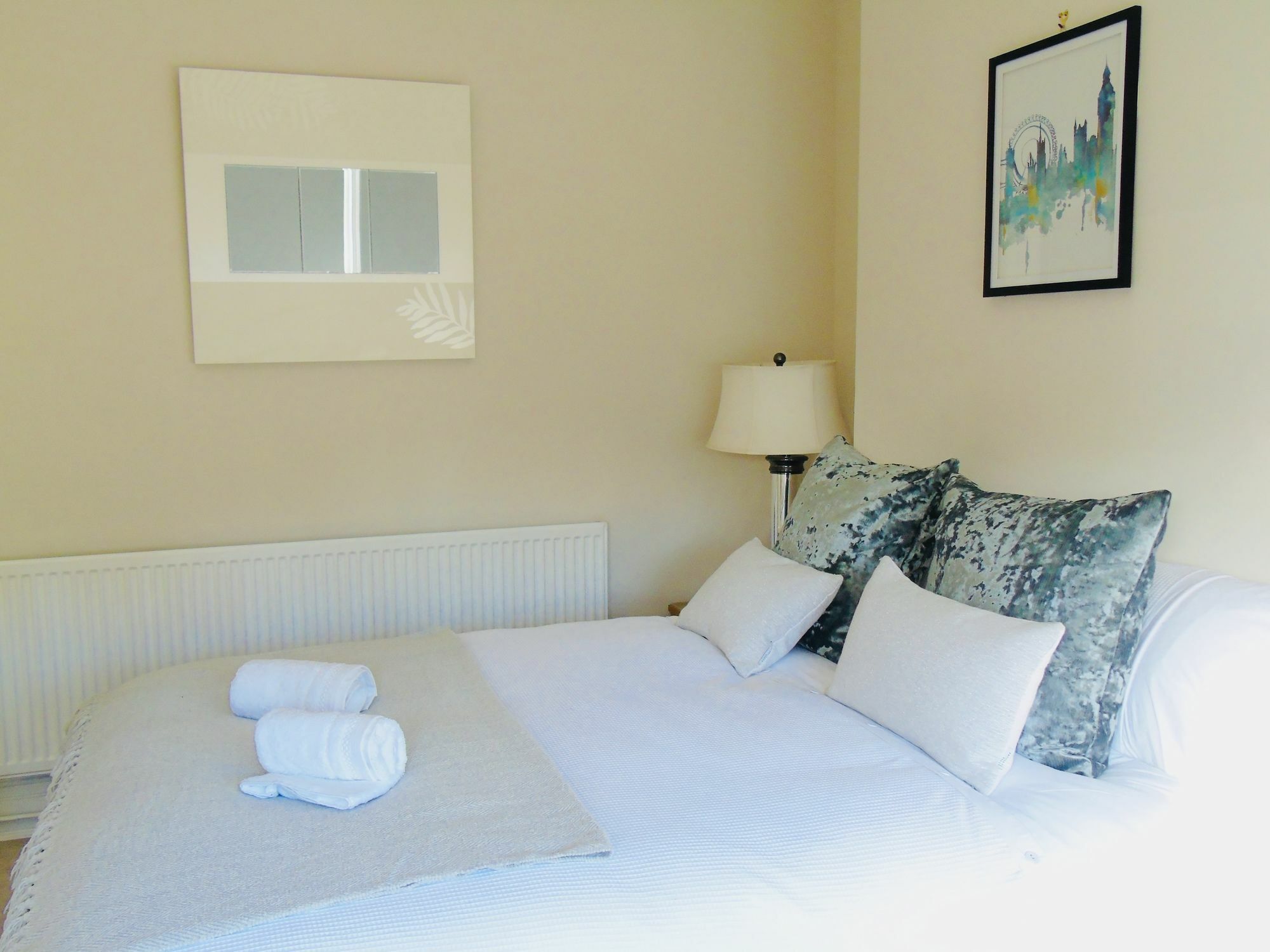 Willows - Cardiff Guest House ภายนอก รูปภาพ
